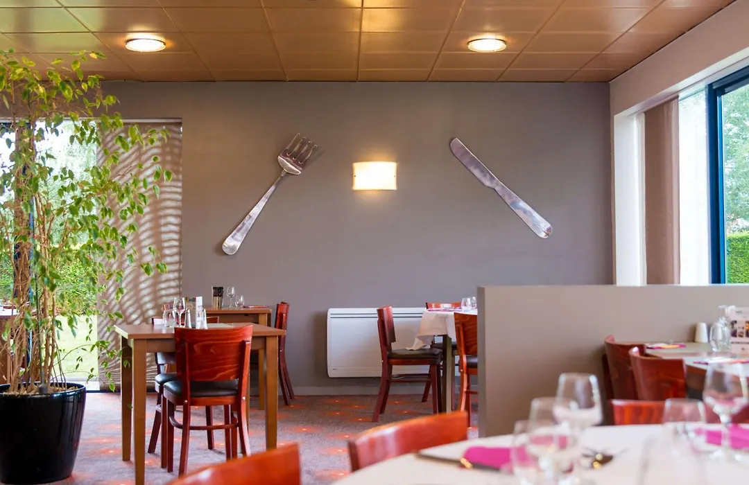 Brit Hotel Rennes St Grégoire – Le Villeneuve-1